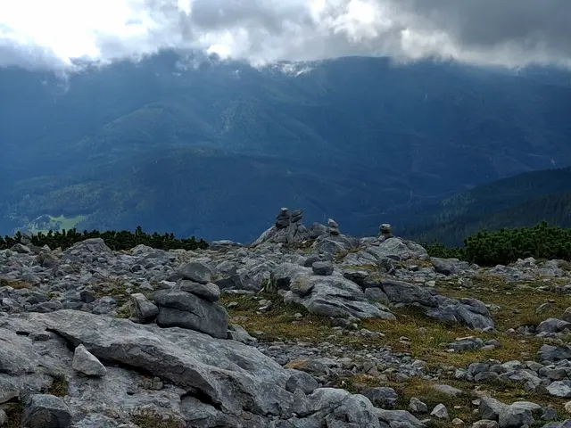 Da steht auch eine ganze Glückstürmchenkollonie - und ein schöber Tiefblick