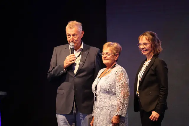 Bei der Veranstaltung wurde die Herausforderung der Transportbranche diskutiert.  | Foto: MeinBezirk