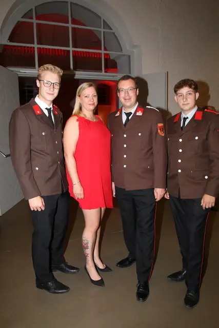 die Feuerwehr Großhöflein war vertreten mit Christoph, Isabella, Christian und Luca 
