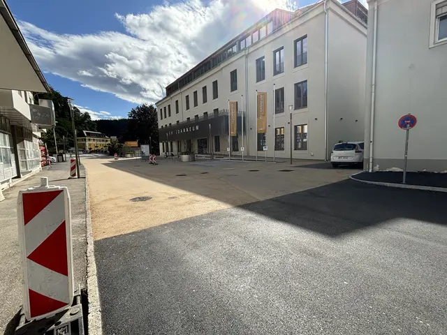 Der Asphalt wurde zur besseren Erkennung farblich anders gestaltet. | Foto: MeinBezirk/Angelika Kern