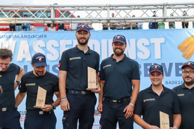 Christoph Linsbauer (links) und Michael Peltzmann von der Feuerwehr Rechnitz siegten in der Kategorie Bronze A den ersten Platz. | Foto: Landesfeuerwehrverband Burgenland