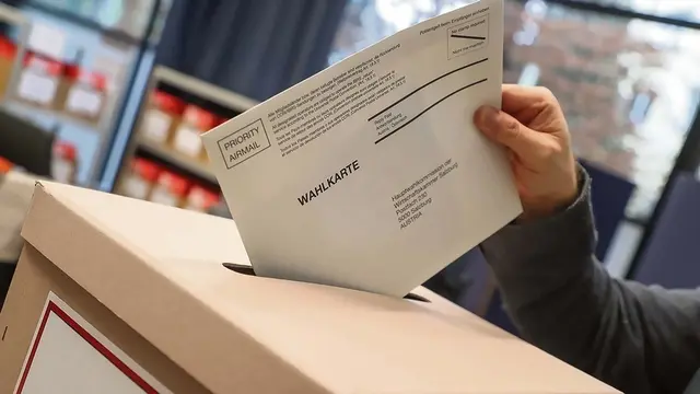 Über 1,5 Millionen Menschen in Österreich sind vom Wahlrecht ausgeschlossen – ein demokratisches Defizit, das dringend Reformen erfordert, wie mehrere Organisationen fordern. | Foto: WKS/Neumayr