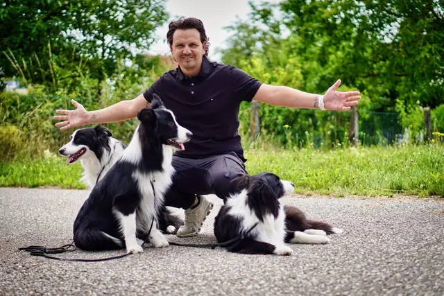 René Gumpinger – erfahrener Hundecoach, Pädagoge und Direktor der Mittelschule Ternberg – nimmt seine Leserinnen und Leser mit auf eine transformative Reise, die weit über gewöhnliche Hundeerziehung hinausgeht.  | Foto: Gumpinger