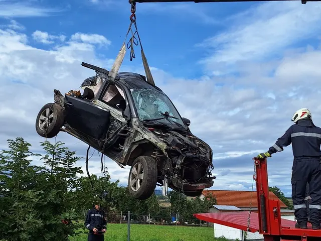 Bergung des PKW | Foto: FF Groß Siegharts