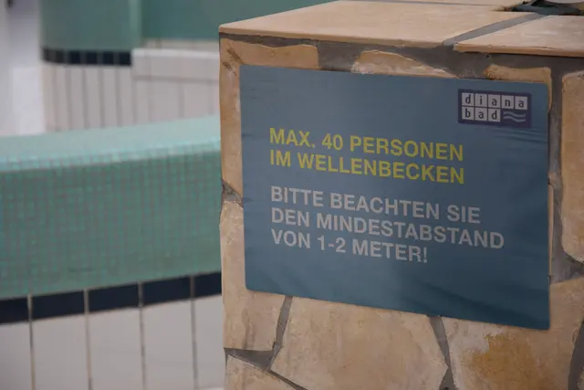 Die Abstandsregelungen gelten wohl jetzt nicht mehr. Randspringen würde ich trotzdem nicht. | Foto: Michael Marbacher/MeinBezirk