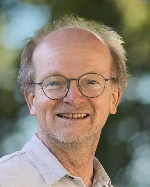 Paul Schober nutzt KI sehr wohl für sein Unternehmen, hinterfragt die Nutzung allerdings auch.  | Foto: Schober GmbH