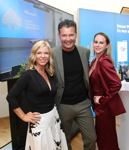 Zahlreichen Ehrengäste waren dabei. | Foto: Hannes Krainz