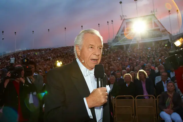 Harald Serafin ist im Alter von 93 Jahren verstorben. Bekannt als Operettensänger, Schauspieler, Entertainer und Intendant der Seefestspiele Mörbisch prägte er das Kulturleben Österreichs über Jahrzehnte hinweg. | Foto: Alexander TUMA / picturedesk.com