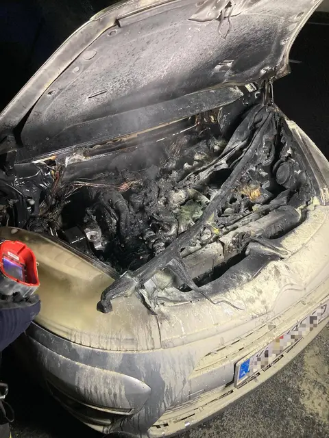 Dieser wurde von den Freiwilligen Feuerwehren Bad St. Leonhard und Preitenegg und der Autobahnmeisterei Unterwald, gelöscht. | Foto: Freiwillige Feuerwehr Preitenegg