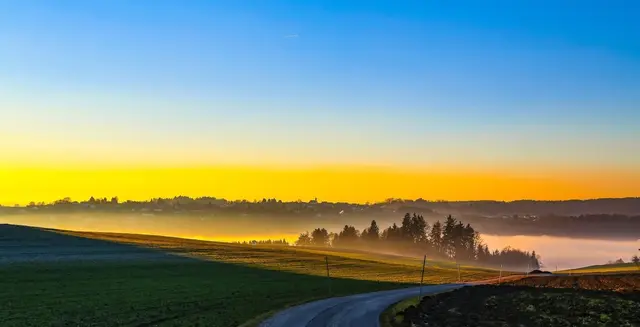 Morgens am Montag ziehen noch einige Regenschauer nach Norden ab, im weiteren Tagesverlauf zeigt sich jedoch vielerorts die Sonne. | Foto: Danny Jodts/fotokerschi.at
