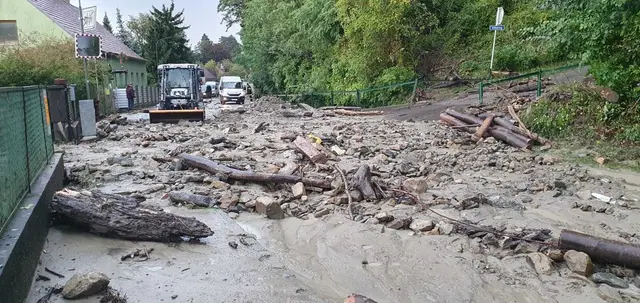 In St. Andrä-Wördern kam es teilweise zu Vermurungen. | Foto: FF St. Andrä-Wördern