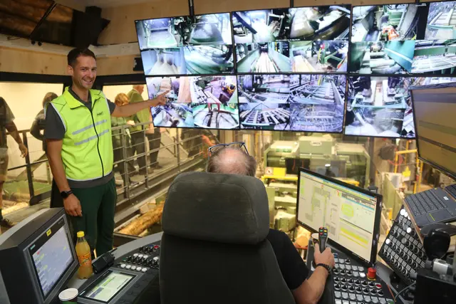 Das Sägewerk ist am neuesten Stand der Technik. | Foto: MeinBezirk/Johannes Mandl
