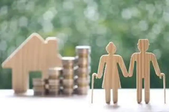 Zur angekündigten gestaffelten Pensionensanpassung herrschen unterschiedliche Meinungen.  | Foto: Shutterstock / Monthira