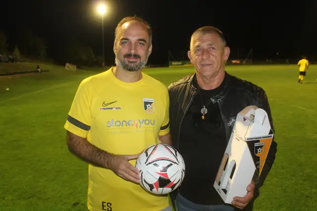 Ehrenobmann Günter Brunner übernahm die Match-Patronanz. | Foto: arbes