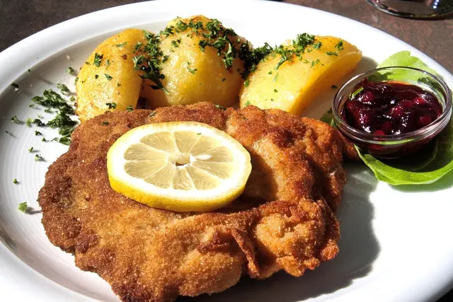 Falstaff-Voting: Das sind die beliebtesten Schnitzel in der Steiermark. (Symbolbild)  | Foto: BezirksBlätter