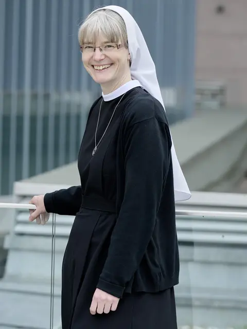 Schwester Barbara Flad ist seit Jahresbeginn die neue Generaloberin der Barmherzigen Schwestern.  | Foto: Marcel Hagen
