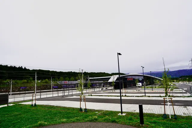 Der Bahnhof Weststeiermark wird von einer neuen Buslinie mit Anschluss zu den Zügen befahren. | Foto: MeinBezirk/Simon Michl