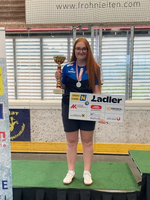 Nina Sollböck schnappte sich die Silbermedaille. | Foto: BÖE-Perndl, NÖEV und ESV Union Ladler Wang