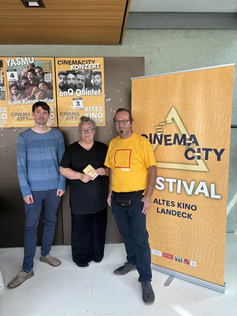 Freuen sich auf die dritte Cinemacity-Auflage, von links: Talkesselmanager Florian Schweiger, Michaela Thöni-Kohler (KuKu Zams) und Mathias Schauer (Altes Kino Landeck), (v.l.).  | Foto: Elisabeth Zangerl