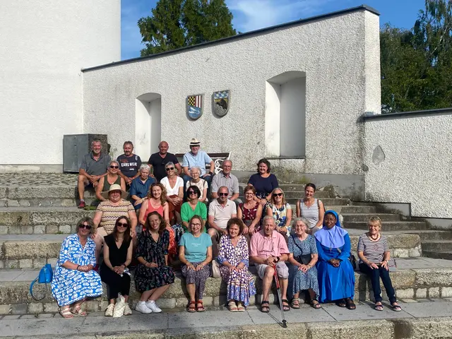 Gemeinsames Engagement verbindet und macht glücklich. | Foto: ORA International