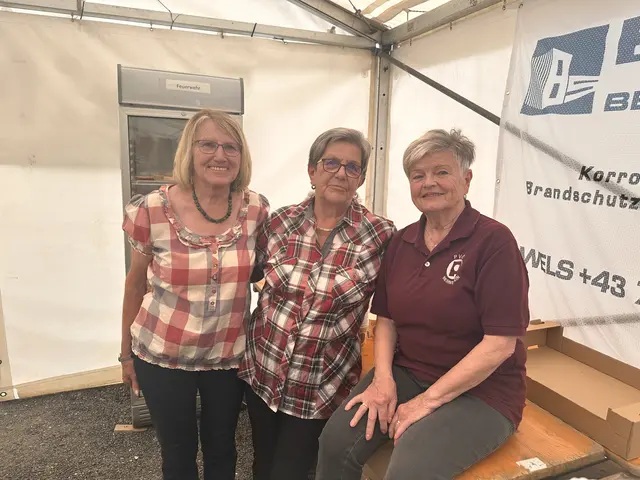 Die Damen des Pensionistenverband.   | Foto: Lisa Stöckl