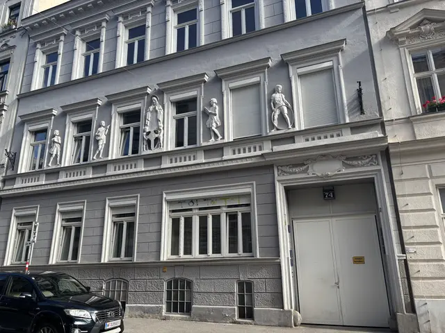 In der Beheimgasse 74 im Firmensitz der Kubelka Group soll schon bald ein "Domina-Studio" entstehen. Die Bewilligung steht hingegen noch aus.  | Foto: Ipirotis/MeinBezirk