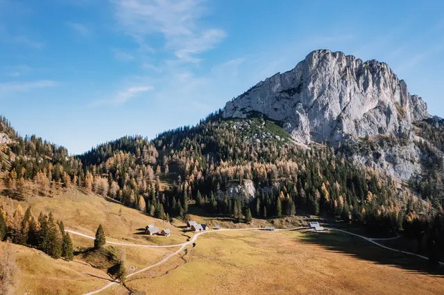 Eine mittelschwere, aber sehr lohnenswerte Wanderung führt auf den Stubwieswipfel. | Foto: Kniewasser