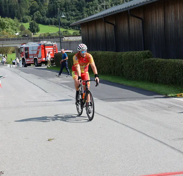 Christian Kohoutek bei der Zieldurchfahrt | Foto: Sonntrans