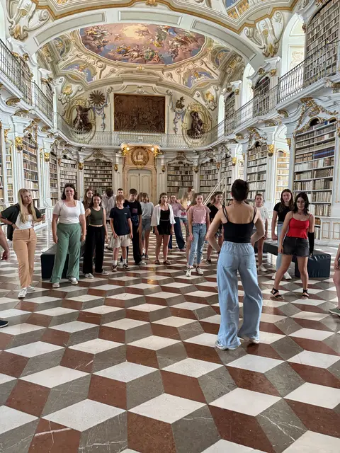 In Admont ist ein besonderes Projekt in Zusammenarbeit mit dem Stiftsgymnasium, dem Marketingteam des Benediktinerstiftes und Musikprofessor Clemens Frühstück entstanden. | Foto: Stift Admont