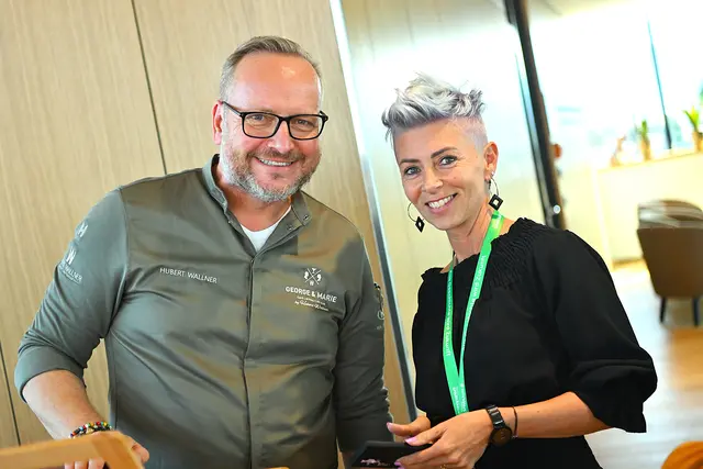 Hubert Wallner nahm erste Reservierungen entgegen | Foto: Josef Bodner