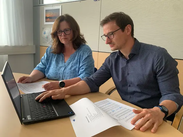 Claudia Doleschal (stv. Geschäftsstellenleiterin) und Stefan Waldhäusl (Abteilungsleiter/designierter Geschäftsstellenleiter) | Foto: AMS Zwettl