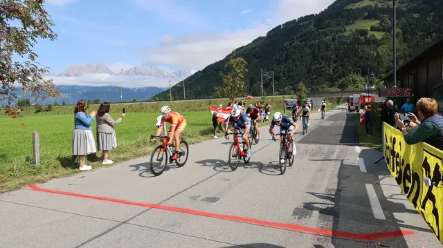 Fritz Rautner hat im Sprint die Nase vorn | Foto: Sonntrans