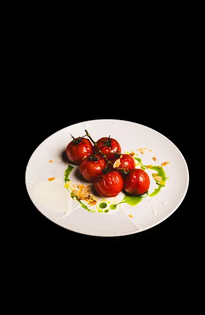 Nur ein paar Tropfen der Bio-Kräuteröle machen aus einem Gericht ein Gourmeterlebnis. | Foto: kraidlzeig