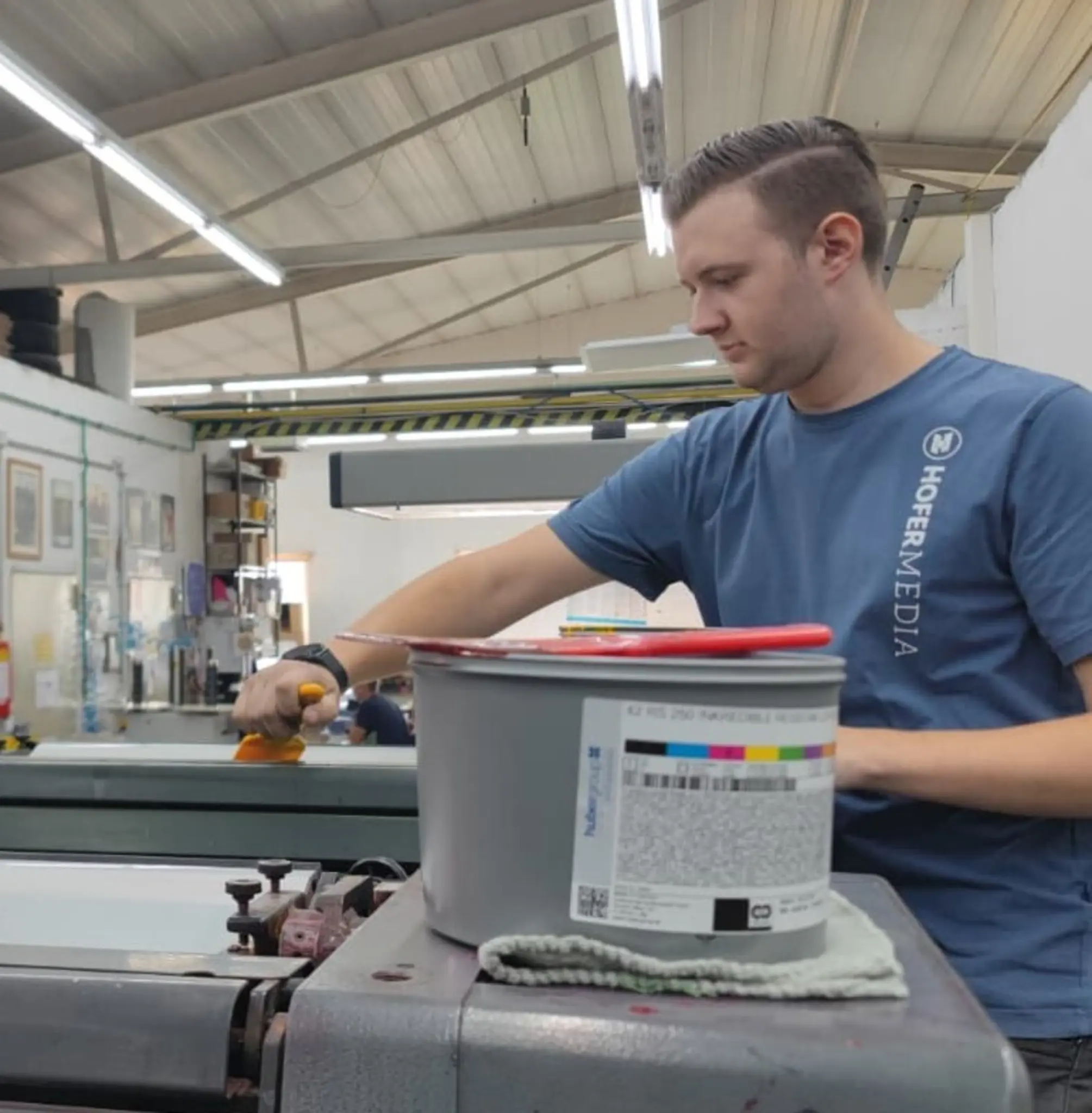 Ein-Lehrling-erz-hlt-Alltag-in-einer-Druckerei