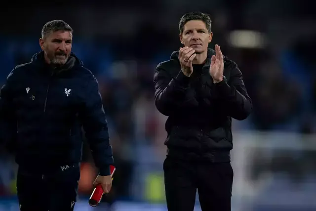 Die Innviertler Oliver Glasner (rechts) und Michi Angerschmid sind mit Crystal Palace seit 15 Pflichtspielen ungeschlagen.  | Foto: CPFC/Sebastian Frej
