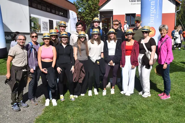 Die HLT Oberwart war mit Schülerinnen, Schülern und Lehrkräften vertreten. | Foto: Michael Strini