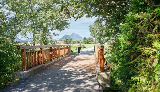 Sanierte Holzbrücke am Josef-Moosbrucker-Weg wieder geöffnet | Foto: Stadt Salzburg/Alexander Killer