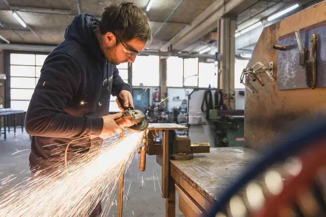 Voglauer sucht Verstärkung, unter anderem Maschinenbautechniker.  | Foto: Voglauer
