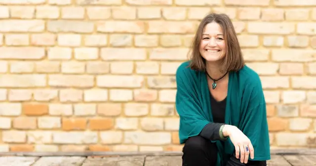 Ursula Sova coacht Lehrlinge und berät Betriebe. | Foto: Mirella Rusch