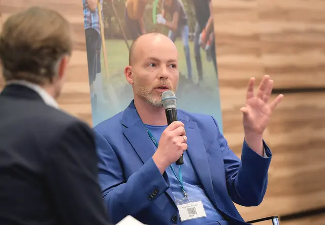 René Halla ist bei Jugend am Werk für die Umsetzung von EU-Projekten verantwortlich. | Foto: OeAD-GmbH/APA-Fotoservice/Hörmandinger