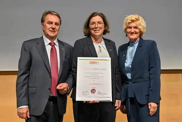 WKNÖ-Präsident Wolfgang Ecker, WKNÖ-Bezirksstellenobfrau Marlene Böhm-Lauter und WKNÖ-Direktor-Stellvertreterin Alexandra Höfer (v.l.) | Foto: Tanja Wagner