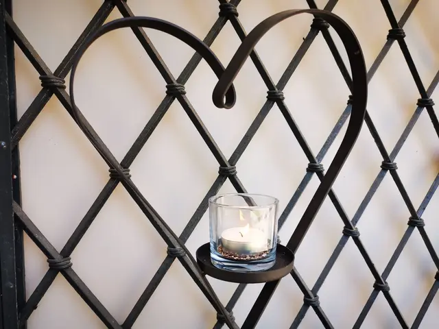 Das einzig Wichtige im Leben sind die Spuren der Liebe, die wir hinterlassen, wenn wir weggehen. 
- Albert Schweitzer | Foto: Ulrike Plank