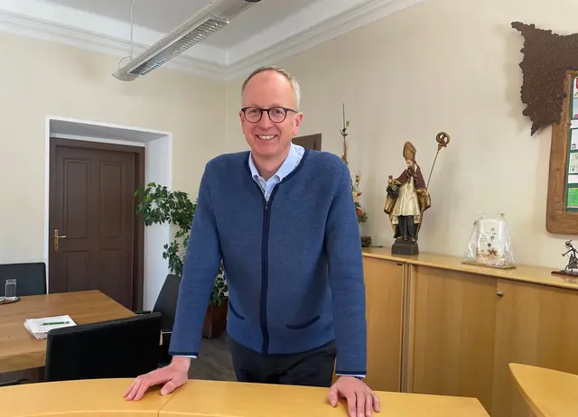 Bürgermeister Manfred Sampl, der Präsident des Salzburger Gemeindevervandes. | Foto: pjw