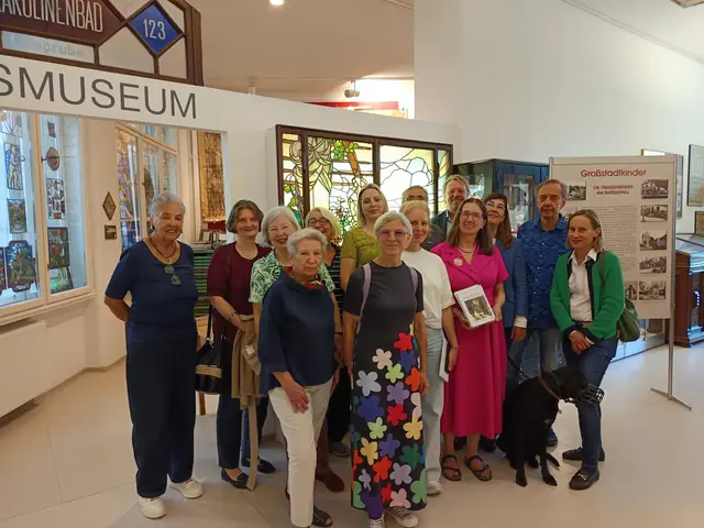 Im Bezirksmuseum Mariahilf fand die feierliche Präsentation der neuen Publikation „Wien 1945-1955: Einblicke in die Ausstellungen zum Tag der Wiener Bezirksmuseen“ statt.  | Foto: Brigitte Neichl