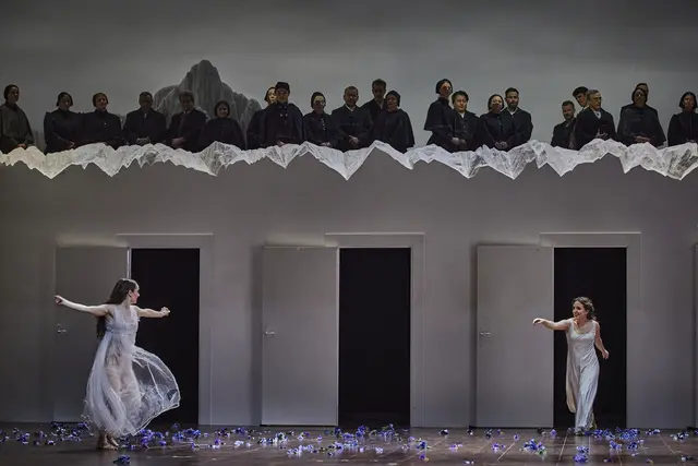 Szenenbild aus "La Sonnambula" | Foto: Ludwig Olah_Semperoper Dresden