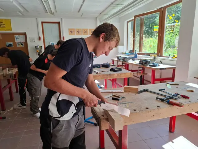 Praxisnahes Arbeiten wird an den Polytechnischen Schulen groß geschrieben. 