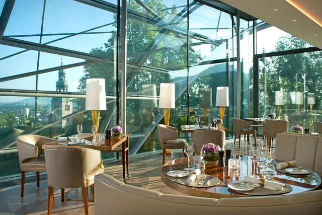 Das Hotel Schloss Mönchstein ist ein einzigartiges 5-Sterne-Superior-Haus. | Foto: © Hotel Schloss Mönchstein, www.monchstein.at