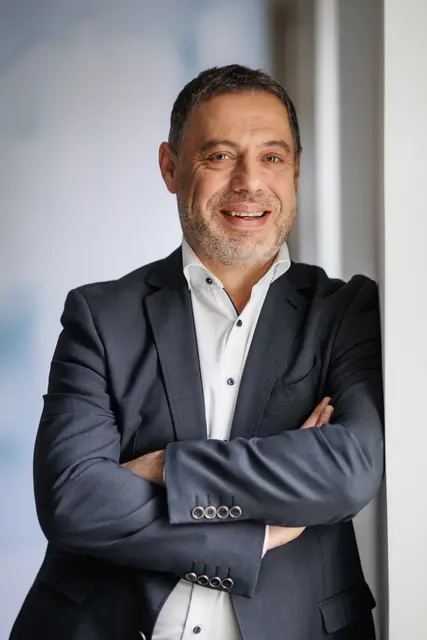 "Mit Stand August 2025 verzeichnet der Bezirk Mattersburg 13 offene Lehrstellen, denen 29 vorgemerkte Lehrstellensuchende gegenüberstehen", so Markus Plattner, AMS Geschäftsstellenleiter Mattersburg.  | Foto: AMS