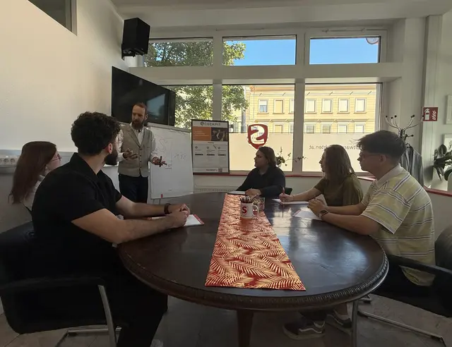 Die Lehre bei Softwaregutachten.at ist auf die Praxis ausgerichtet.  | Foto: Softwaregutachten.at
