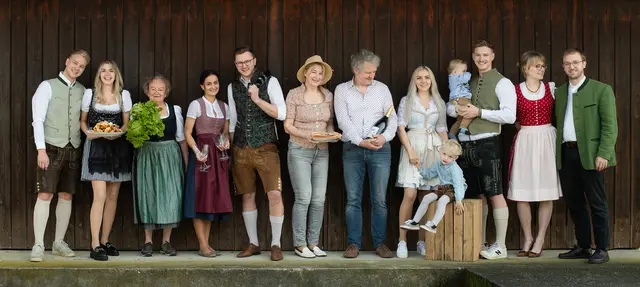 Seit Generationen sind das Weingut und der Buschenschank Dorner im Familienbesitz und aus St. Bartholomä nicht wegzudenken. Die Familie setzt auf kurze Wege und auf Nachhaltigkeit. | Foto: Strobl Christa